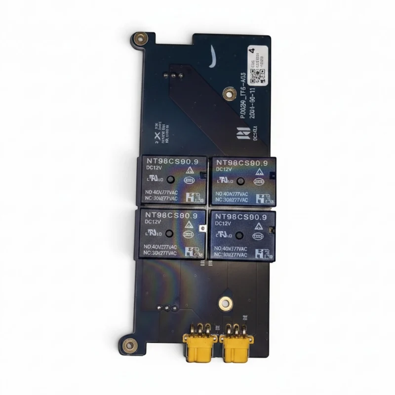 T300 – Zentrale Stromverteiler-Platine / Relay Board